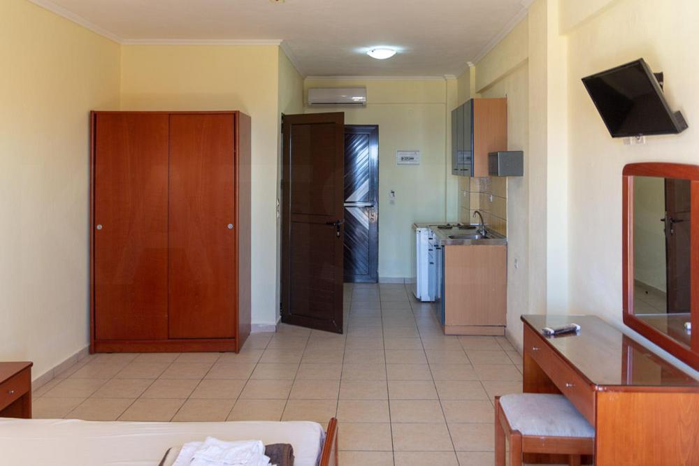 Villa Panorama Hotel Полихроно Екстериор снимка