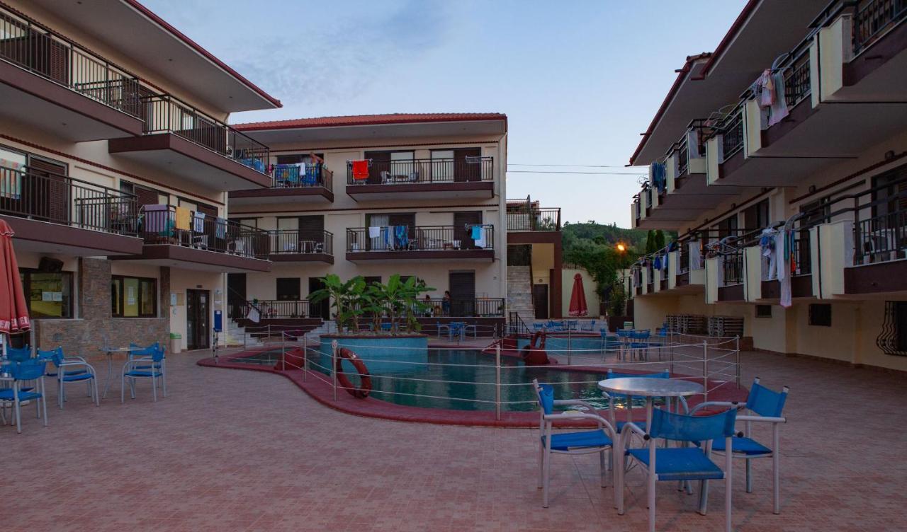 Villa Panorama Hotel Полихроно Екстериор снимка